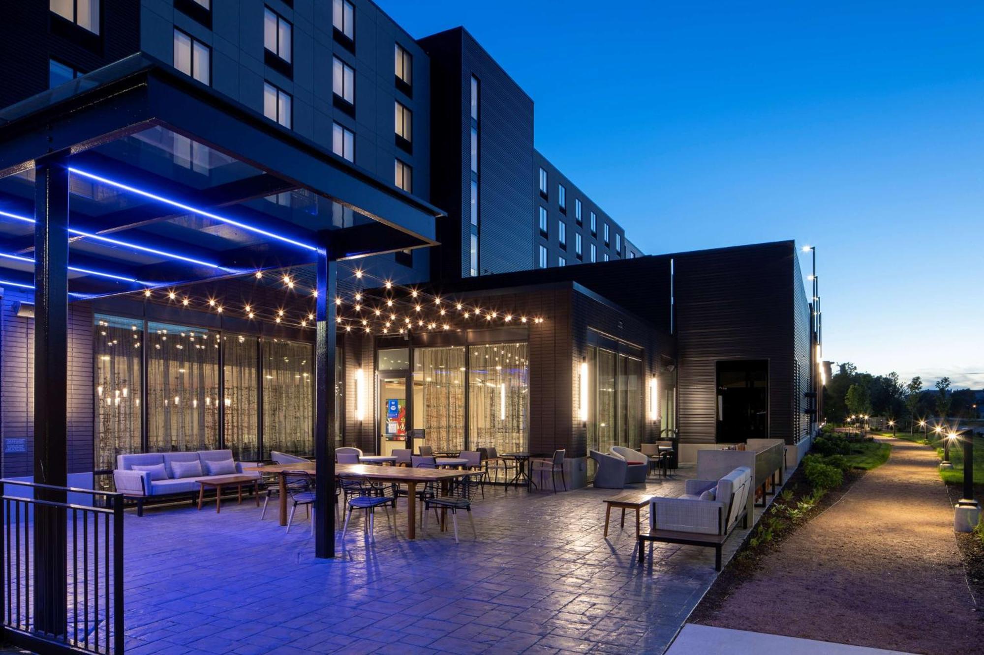 Hilton Garden Inn Madison Downtown, Wi Экстерьер фото