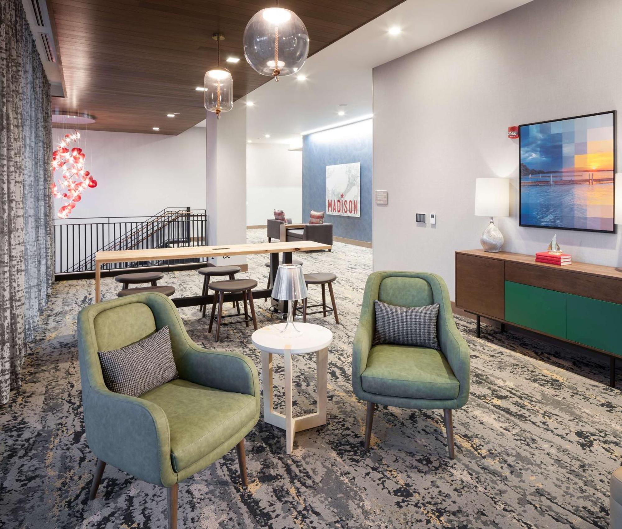 Hilton Garden Inn Madison Downtown, Wi Экстерьер фото