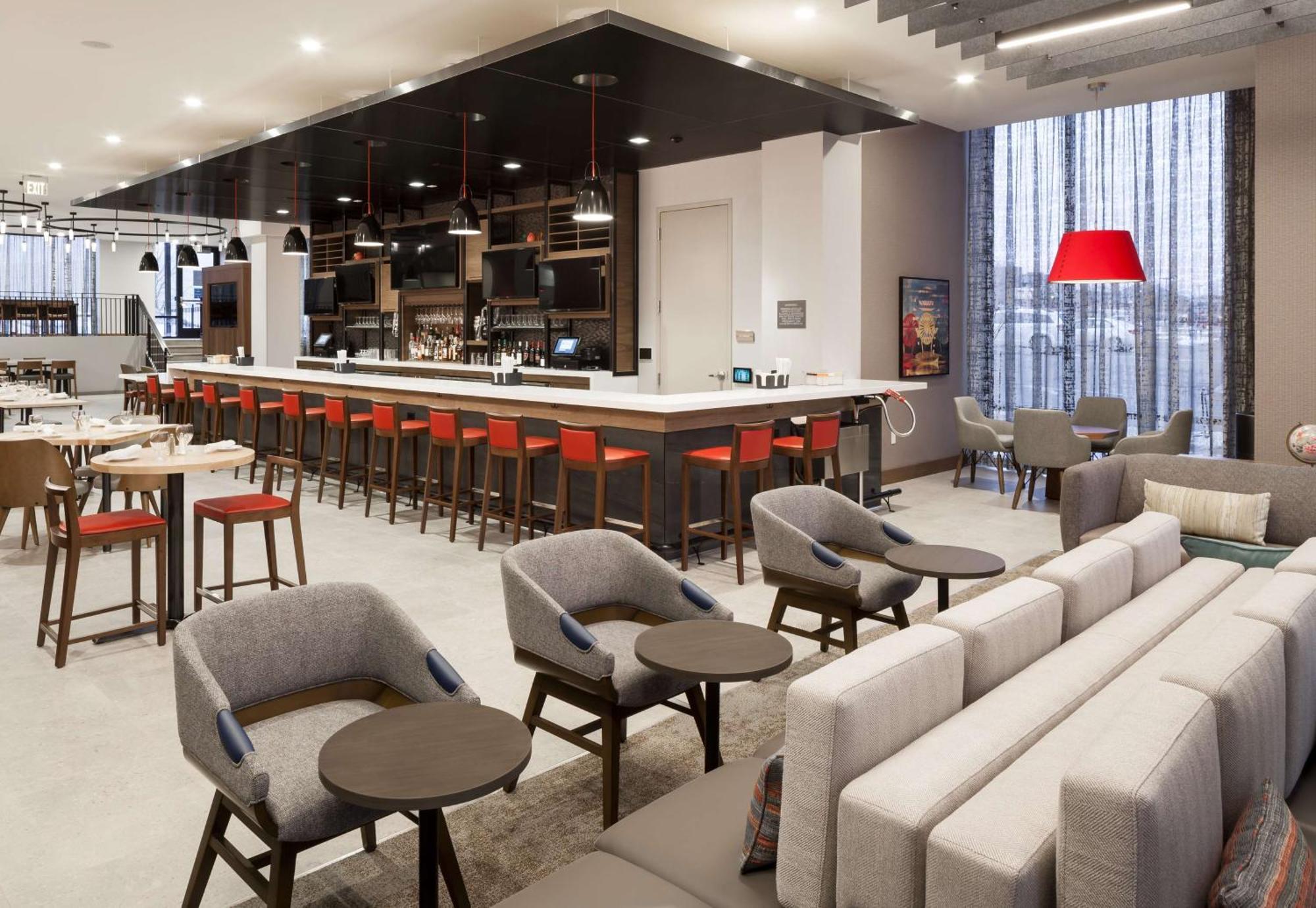 Hilton Garden Inn Madison Downtown, Wi Экстерьер фото